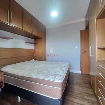 Apartamento em Praia Grande, bairro Guilhermina
