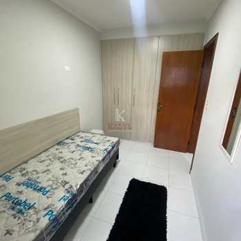 Apartamento em Praia Grande, bairro Guilhermina