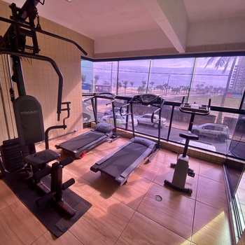 Apartamento em Praia Grande, bairro Guilhermina