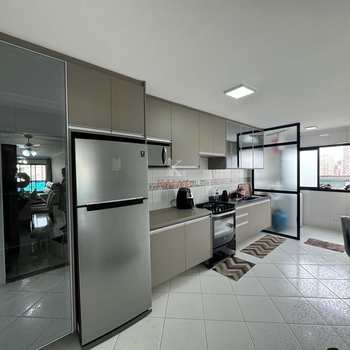 Apartamento em Praia Grande, bairro Guilhermina