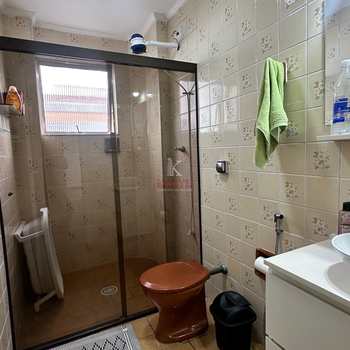 Apartamento em Praia Grande, bairro Guilhermina
