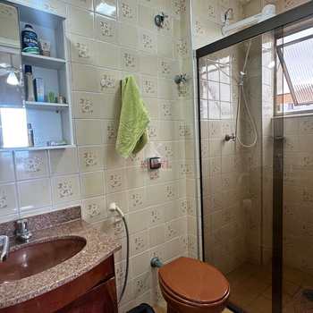 Apartamento em Praia Grande, bairro Guilhermina