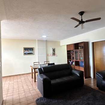 Apartamento em Praia Grande, bairro Guilhermina