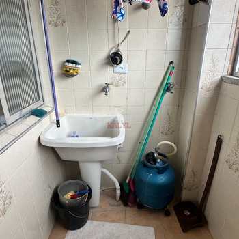 Apartamento em Praia Grande, bairro Guilhermina