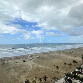 Apartamento em Praia Grande, bairro Guilhermina