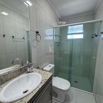 Apartamento em Praia Grande, bairro Guilhermina