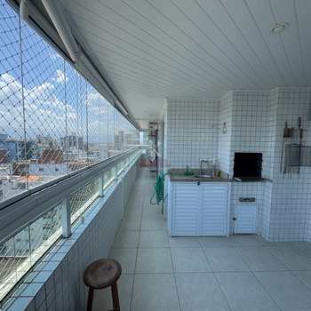 Apartamento em Praia Grande, bairro Guilhermina