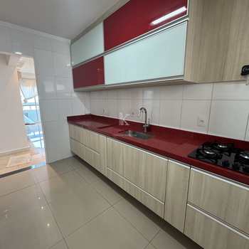 Apartamento em Praia Grande, bairro Guilhermina