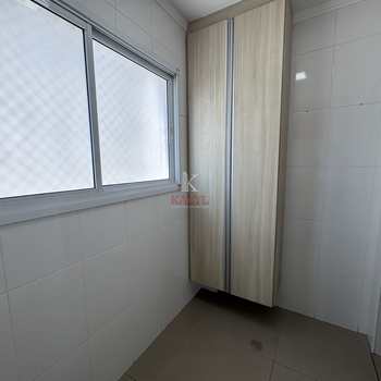 Apartamento em Praia Grande, bairro Guilhermina