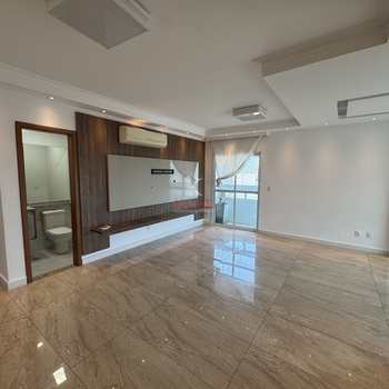 Apartamento em Praia Grande, bairro Guilhermina