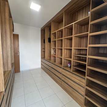 Apartamento em Praia Grande, bairro Guilhermina