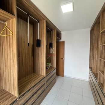 Apartamento em Praia Grande, bairro Guilhermina
