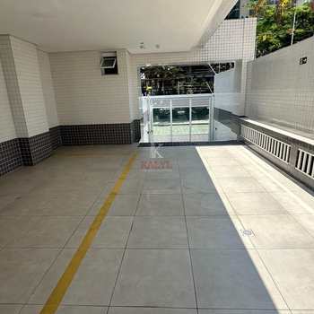 Apartamento em Praia Grande, bairro Guilhermina