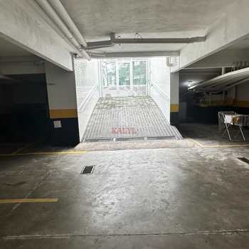 Apartamento em Praia Grande, bairro Guilhermina