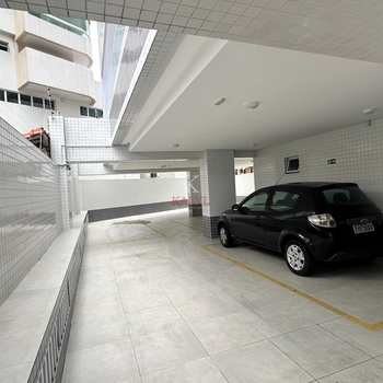 Apartamento em Praia Grande, bairro Guilhermina