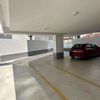 Apartamento em Praia Grande, bairro Guilhermina