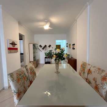 Apartamento em Praia Grande, bairro Guilhermina