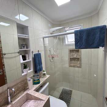 Apartamento em Praia Grande, bairro Guilhermina