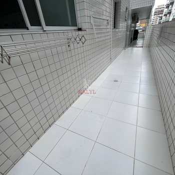 Apartamento em Praia Grande, bairro Guilhermina