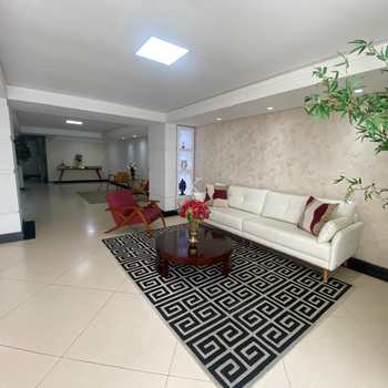 Apartamento em Praia Grande, bairro Guilhermina