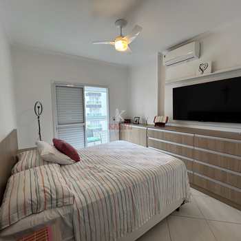 Apartamento em Praia Grande, bairro Guilhermina