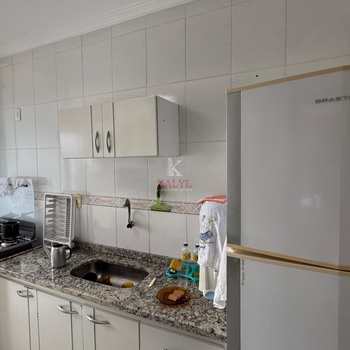 Apartamento em Praia Grande, bairro Guilhermina