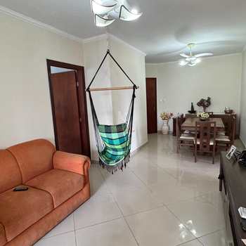 Apartamento em Praia Grande, bairro Guilhermina