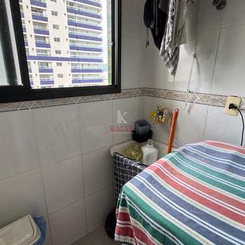 Apartamento em Praia Grande, bairro Guilhermina