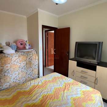 Apartamento em Praia Grande, bairro Guilhermina
