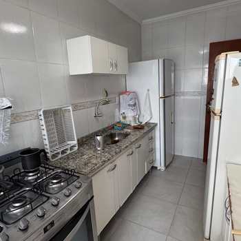 Apartamento em Praia Grande, bairro Guilhermina