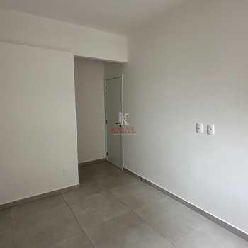 Apartamento em Praia Grande, bairro Guilhermina
