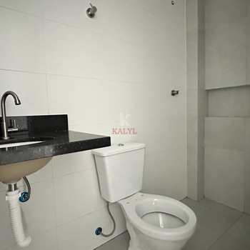 Apartamento em Praia Grande, bairro Guilhermina