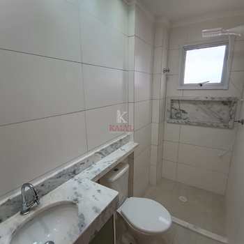 Apartamento em Praia Grande, bairro Guilhermina