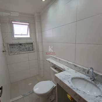 Apartamento em Praia Grande, bairro Guilhermina