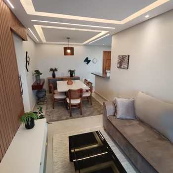 Apartamento em Praia Grande, bairro Guilhermina