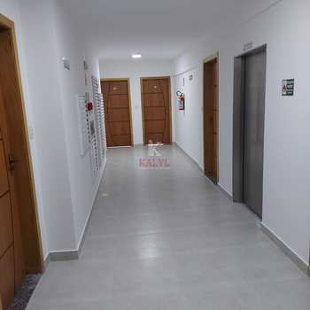 Apartamento em Praia Grande, bairro Guilhermina