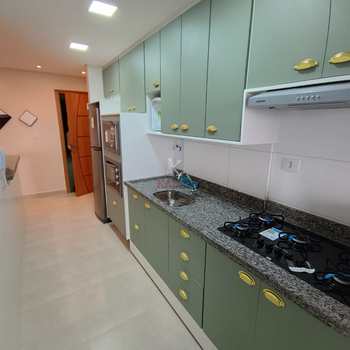 Apartamento em Praia Grande, bairro Guilhermina