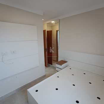 Apartamento em Praia Grande, bairro Guilhermina