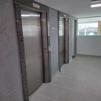 Apartamento em Praia Grande, bairro Guilhermina