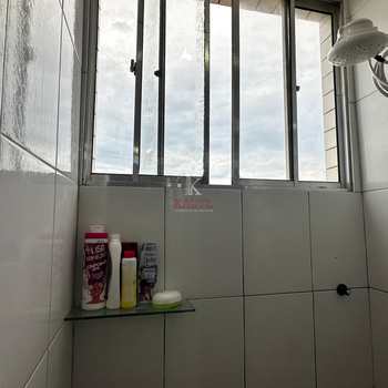 Apartamento em Praia Grande, bairro Guilhermina