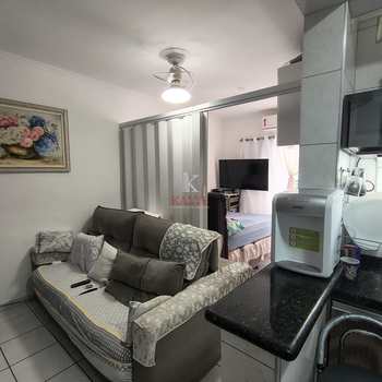 Kitnet em Praia Grande, bairro Guilhermina