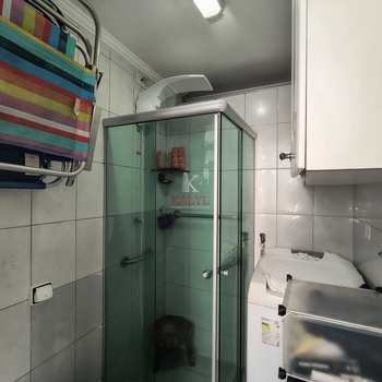 Kitnet em Praia Grande, bairro Guilhermina