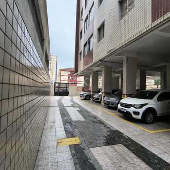 Kitnet em Praia Grande, bairro Guilhermina