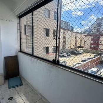 Apartamento em Praia Grande, bairro Guilhermina