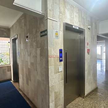 Apartamento em Praia Grande, bairro Guilhermina