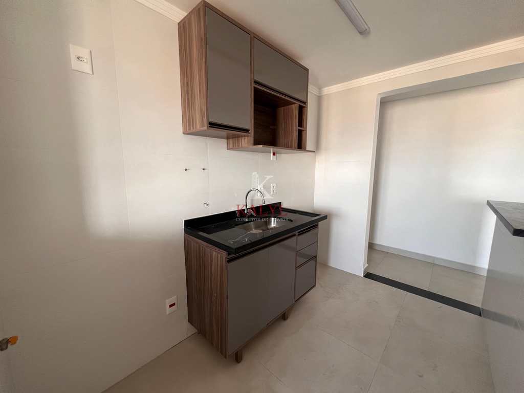 Apartamento em Praia Grande, no bairro Tupi