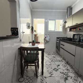 Apartamento em Praia Grande, bairro Vila Guilhermina