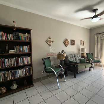Apartamento em Praia Grande, bairro Vila Guilhermina