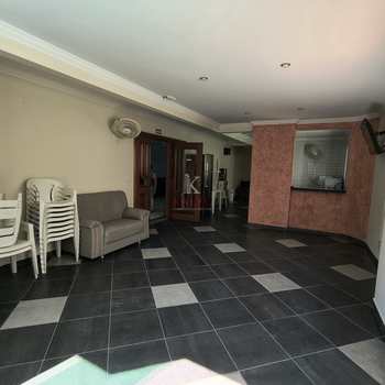 Apartamento em Praia Grande, bairro Vila Guilhermina