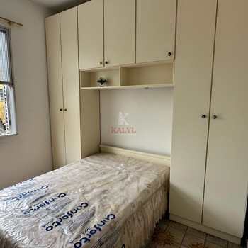 Kitnet em Praia Grande, bairro Ocean